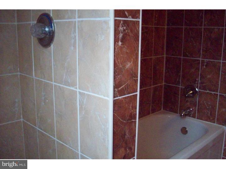 7401 Sommers Road Philadelphia, PA 19138 - Photo 12 of 21 Bathroom