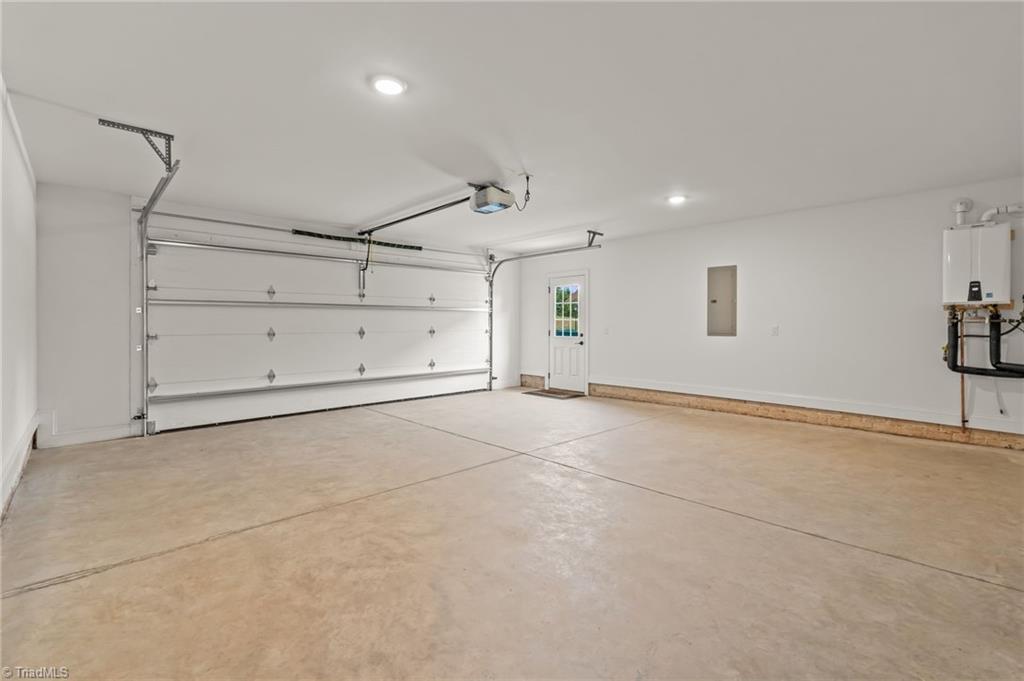 3936 Wynne Brook Court High Point, NC 27265 - Photo 33 of 37