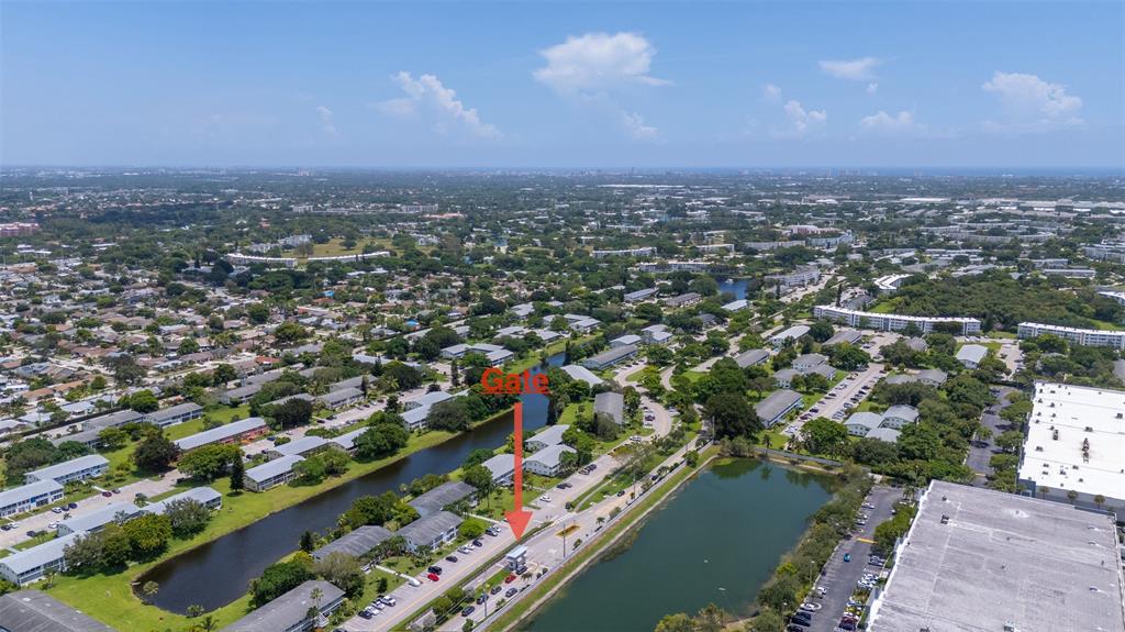 3028 Cambridge B, Unit 3028 Deerfield Beach, FL 33442 - Photo 34 of 49 an aerial view of city