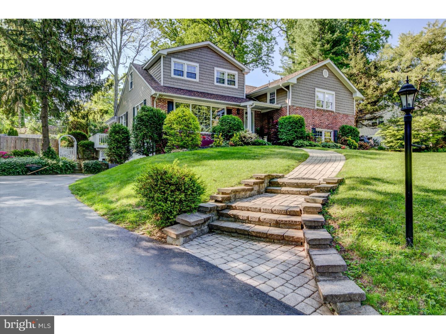 414 Woodcrest Road Wayne, PA 19087 - Photo 1 of 22