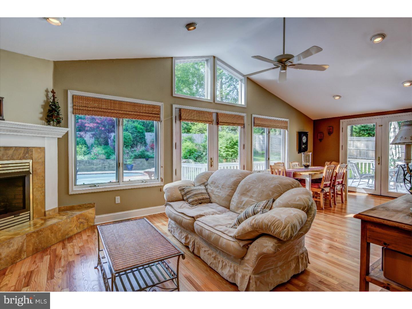 414 Woodcrest Road Wayne, PA 19087 - Photo 9 of 22