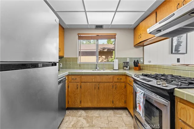 $445,000 | 23755 Zuger Drive, Crestline, CA 92325