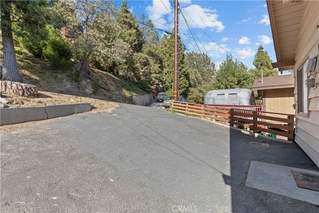 $445,000 | 23755 Zuger Drive, Crestline, CA 92325