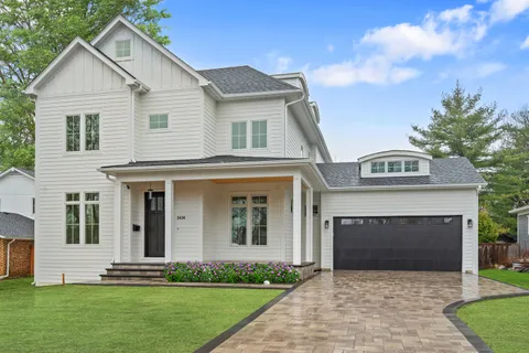$3,100,000 | 2438 Pomona Lane, Wilmette, IL 60091