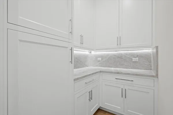 $3,100,000 | 2438 Pomona Lane, Wilmette, IL 60091