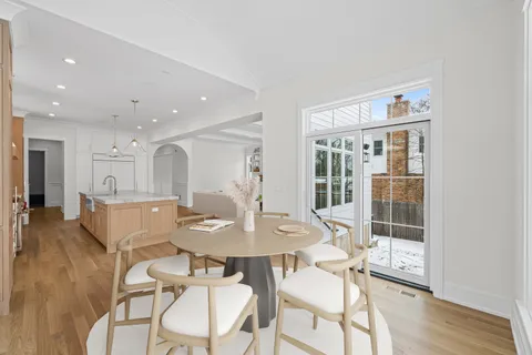 $3,100,000 | 2438 Pomona Lane, Wilmette, IL 60091