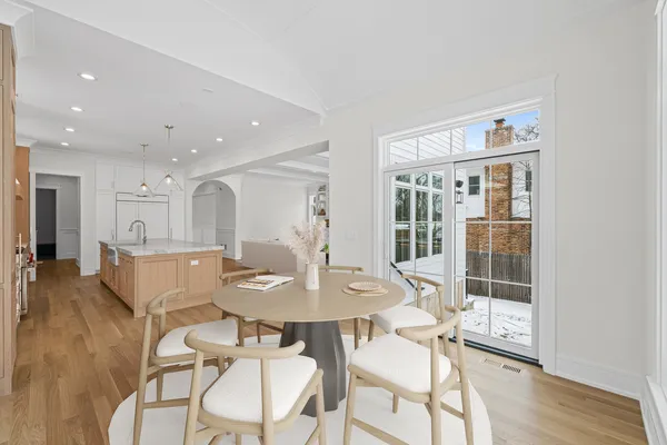 $3,100,000 | 2438 Pomona Lane, Wilmette, IL 60091