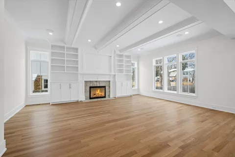 $3,100,000 | 2438 Pomona Lane, Wilmette, IL 60091