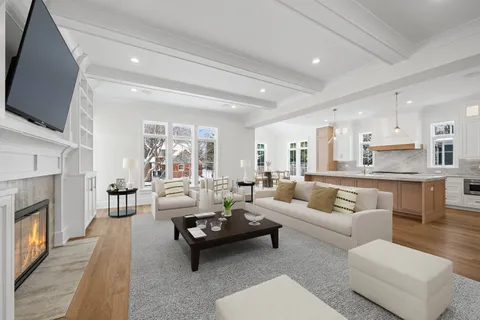 $3,100,000 | 2438 Pomona Lane, Wilmette, IL 60091