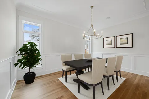 $3,100,000 | 2438 Pomona Lane, Wilmette, IL 60091