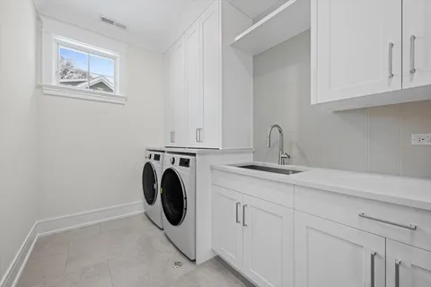 $3,100,000 | 2438 Pomona Lane, Wilmette, IL 60091