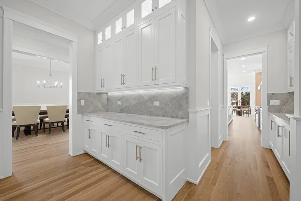 $3,100,000 | 2438 Pomona Lane, Wilmette, IL 60091