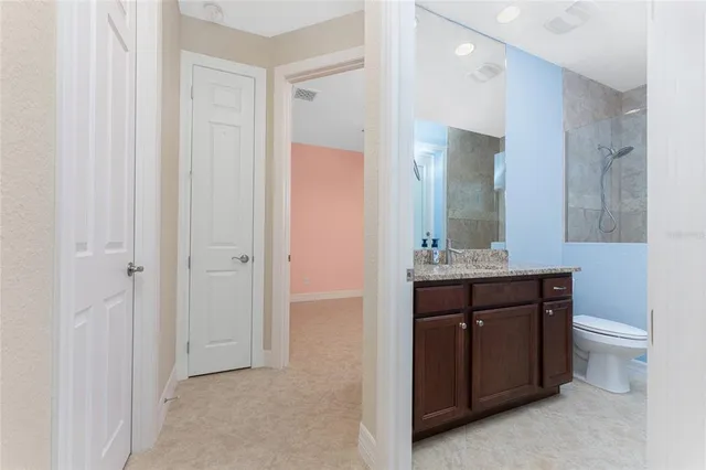 a bathroom with a toilet