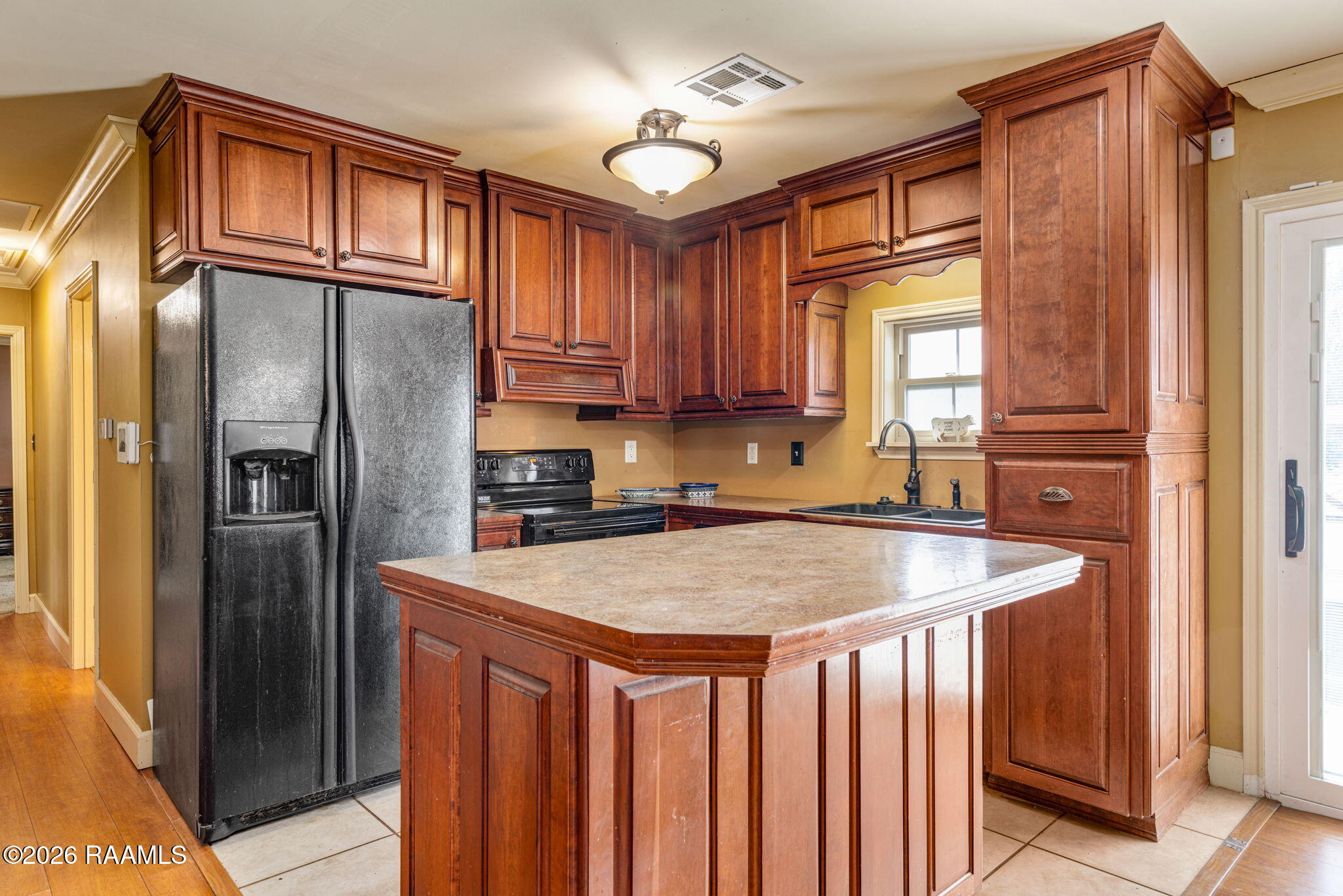 212 North Fernand Street Delcambre, LA 70528 - Photo 7 of 27 7-web-or-mls-212 N Fernand St-7