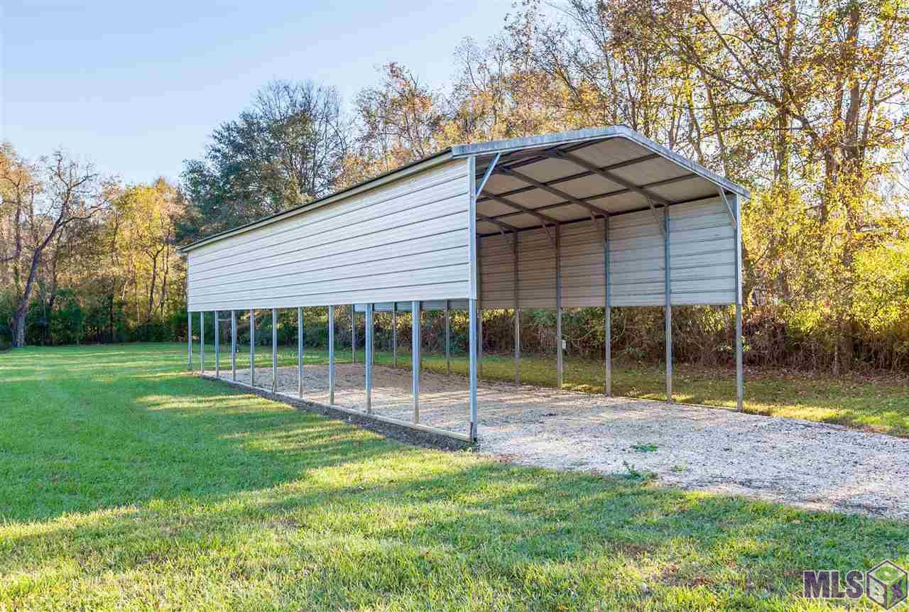 10520 Brown Road Denham Springs, LA 70726 - Photo 16 of 36 COVERED RV PARKING