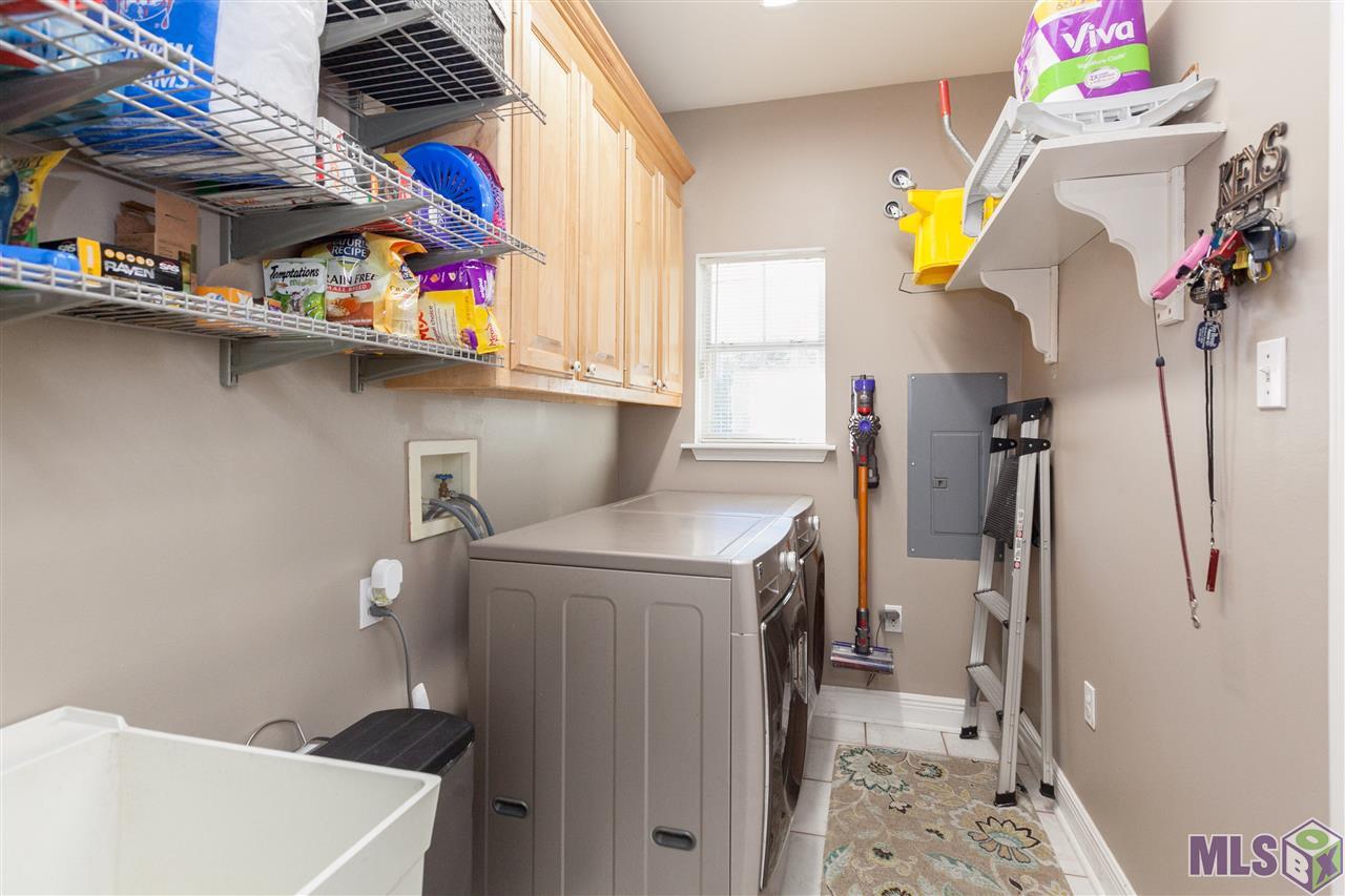 10520 Brown Road Denham Springs, LA 70726 - Photo 29 of 36 LAUNDRY ROOM