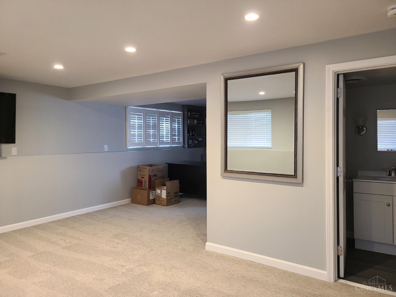 4826 Stoneybrook Road Cincinnati, OH 45244 - Photo 10 of 23 Gallery Image 10