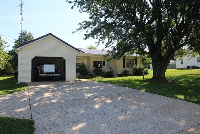 986 Logan Middleton Road Auburn, KY 42206 - Photo 1 of 21 Gallery Image 1