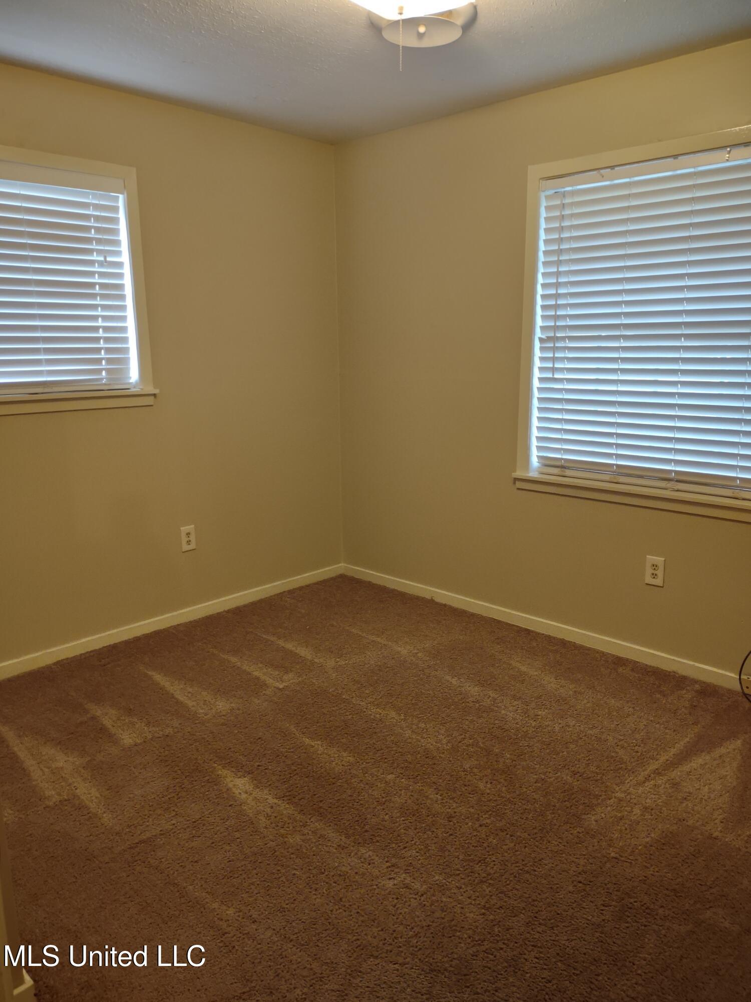 2351 Upper Drive Pearl, MS 39208 - Photo 14 of 23 11