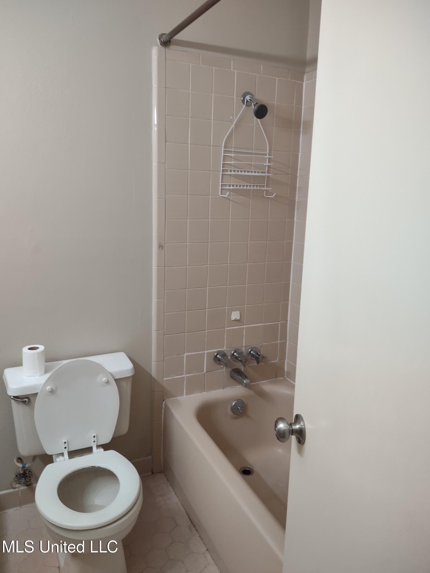 2351 Upper Drive Pearl, MS 39208 - Photo 16 of 23 13