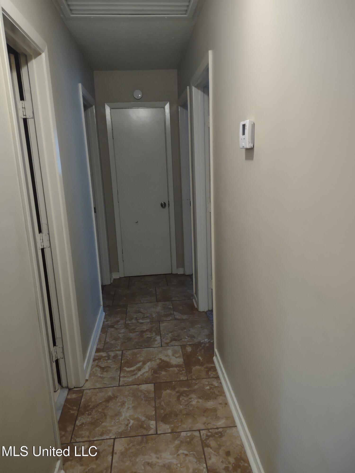 2351 Upper Drive Pearl, MS 39208 - Photo 18 of 23 15