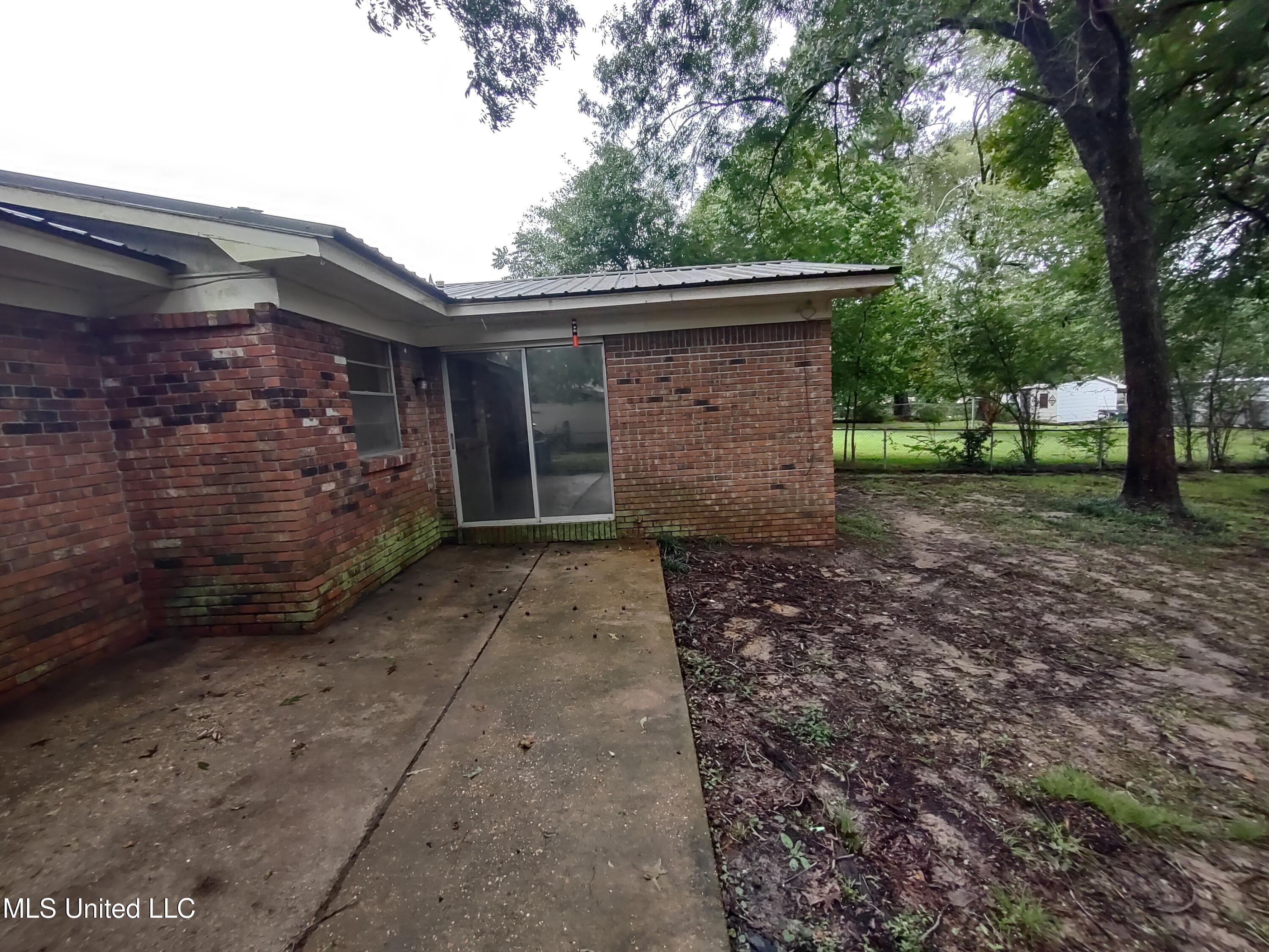 2351 Upper Drive Pearl, MS 39208 - Photo 21 of 23 3
