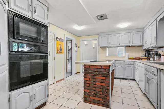 $399,900 | 44 Logan Street, Berwick, ME 03901