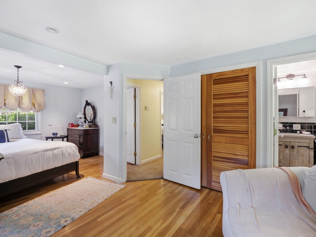 77 Old Stage Road Chelmsford, MA 01824 - Photo 13 of 40