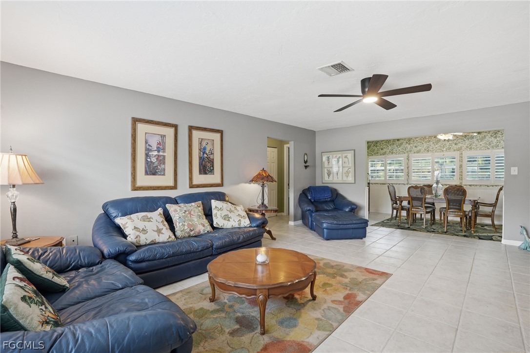 8948 Crest Lane Fort Myers, FL 33907 - Photo 6 of 38