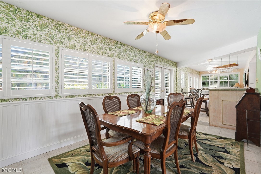 8948 Crest Lane Fort Myers, FL 33907 - Photo 9 of 38