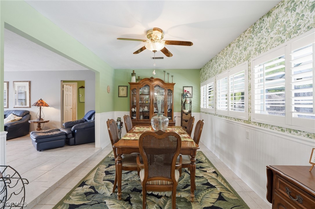 8948 Crest Lane Fort Myers, FL 33907 - Photo 10 of 38