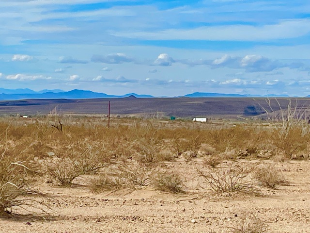 3080 South Kickapoo Drive Yucca, AZ 86438 - Photo 11 of 21 View from the parcel looking West toward the Interstate
