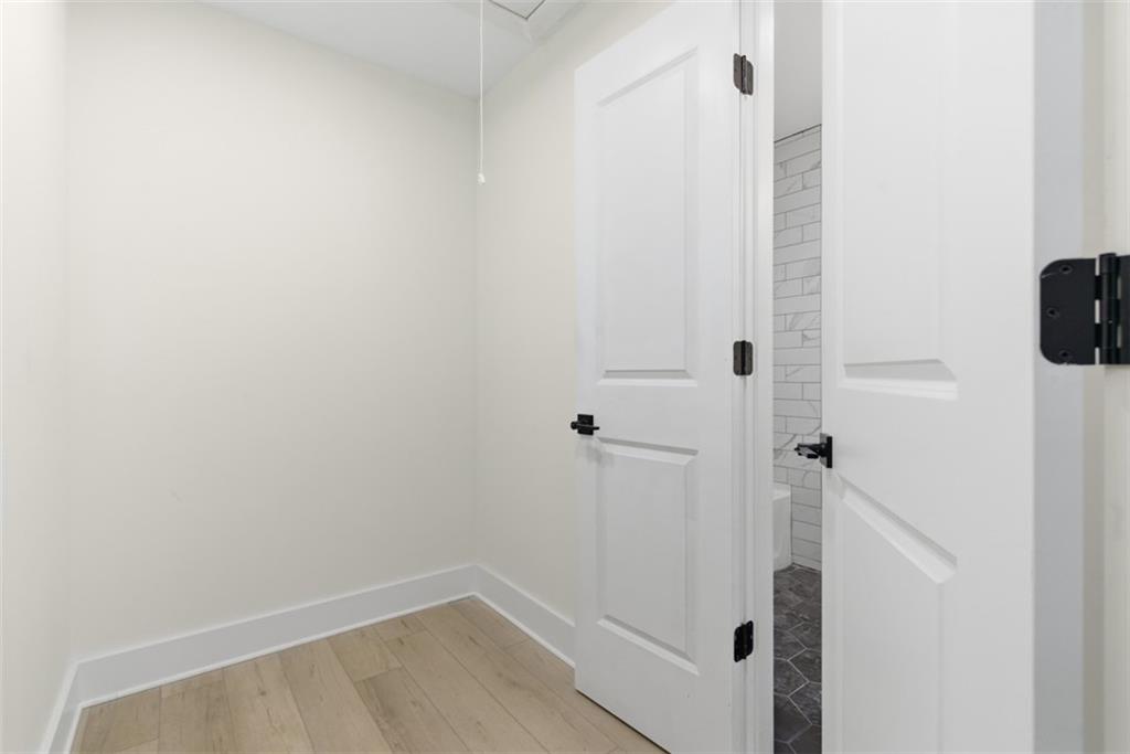 1361 Hawthorne Street Pittsburgh, PA 15201 - Photo 26 of 50 a view of a bathroom