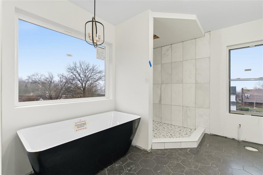 1361 Hawthorne Street Pittsburgh, PA 15201 - Photo 34 of 50 a view of workspace with mirror window