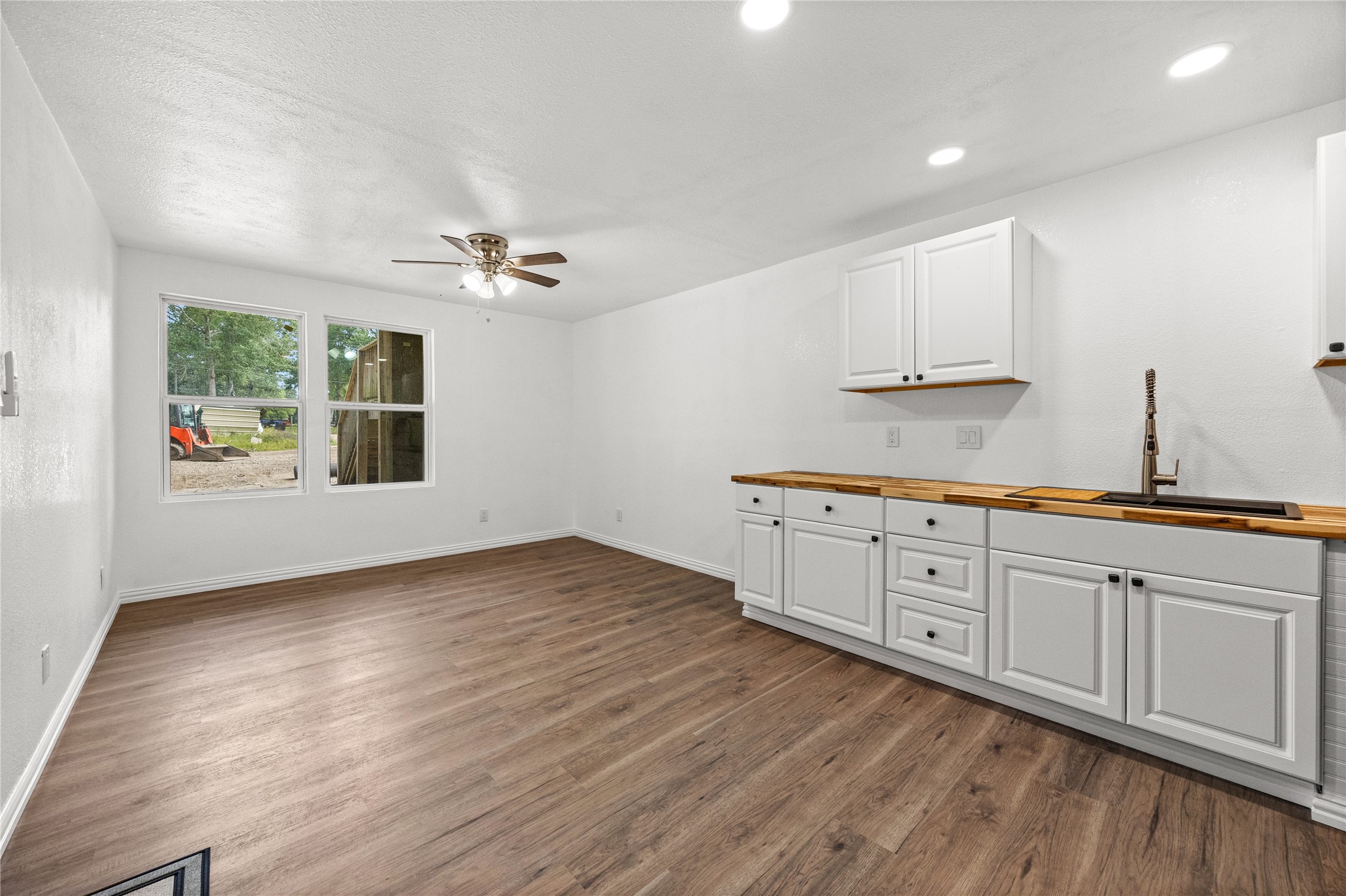 28096 7 Sisters Road, Unit C New Caney, TX 77357 - Photo 6 of 12