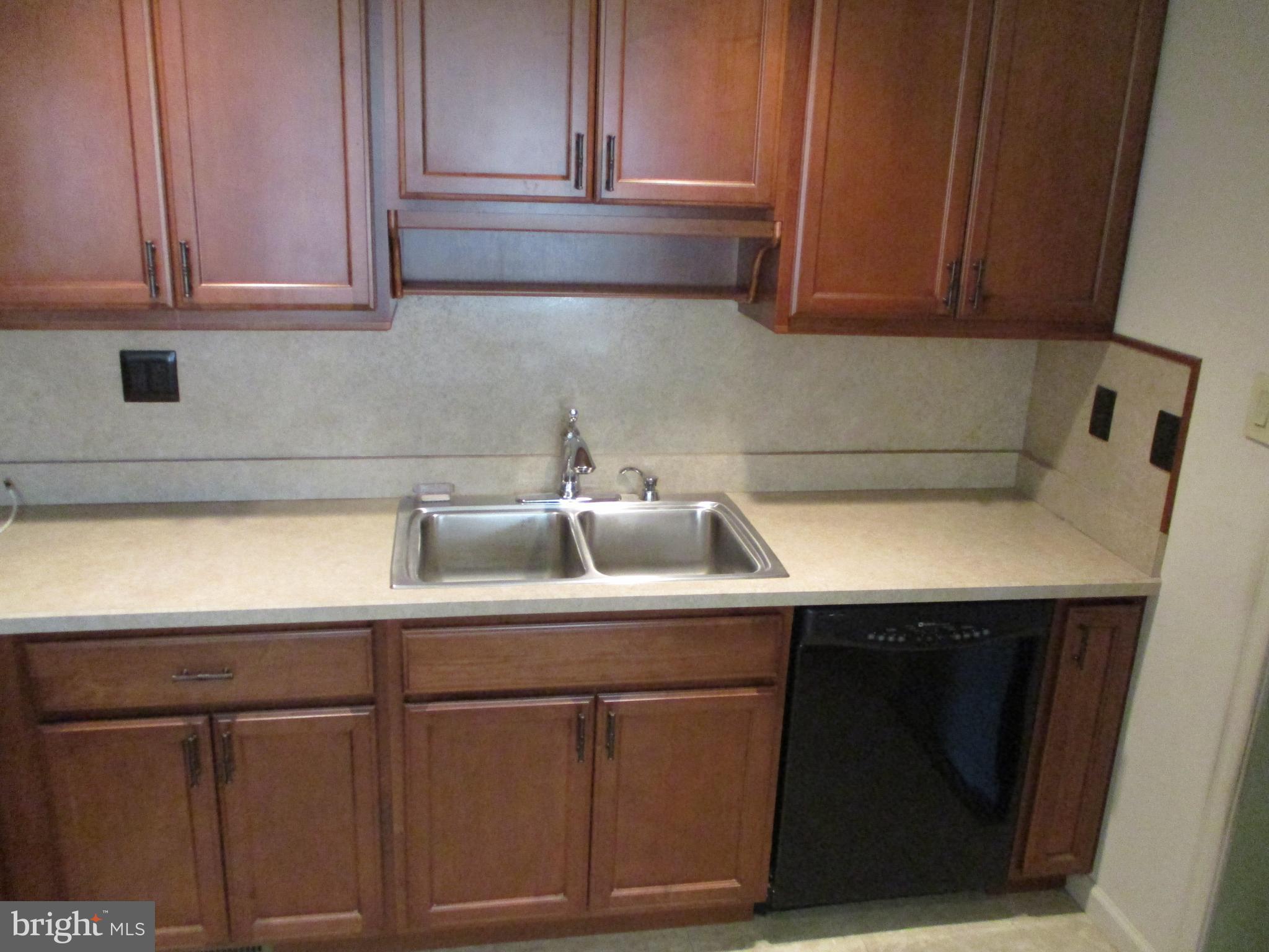 9711 Lochwood Road Philadelphia, PA 19115 - Photo 22 of 58 Gallery Image 22