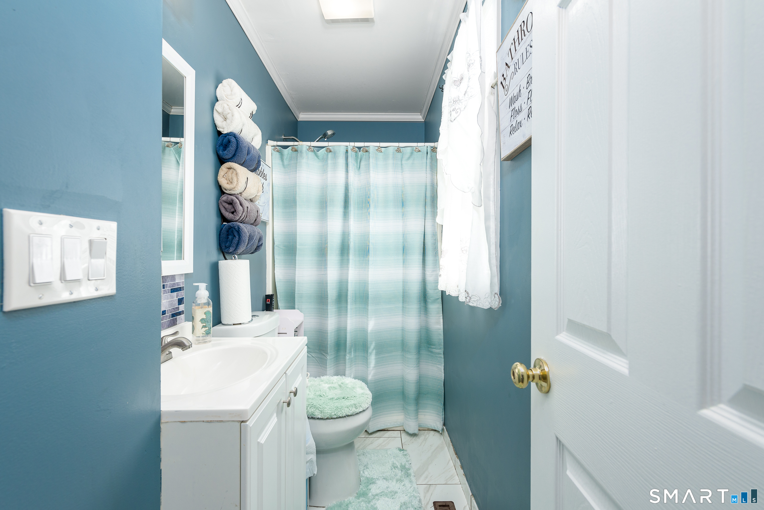 239 Fairfield Avenue Waterbury, CT 06708 - Photo 21 of 39