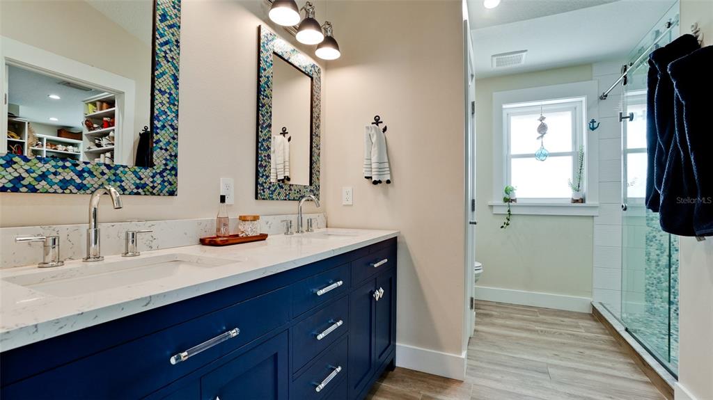 522 68th Street Holmes Beach, FL 34217 - Photo 28 of 80