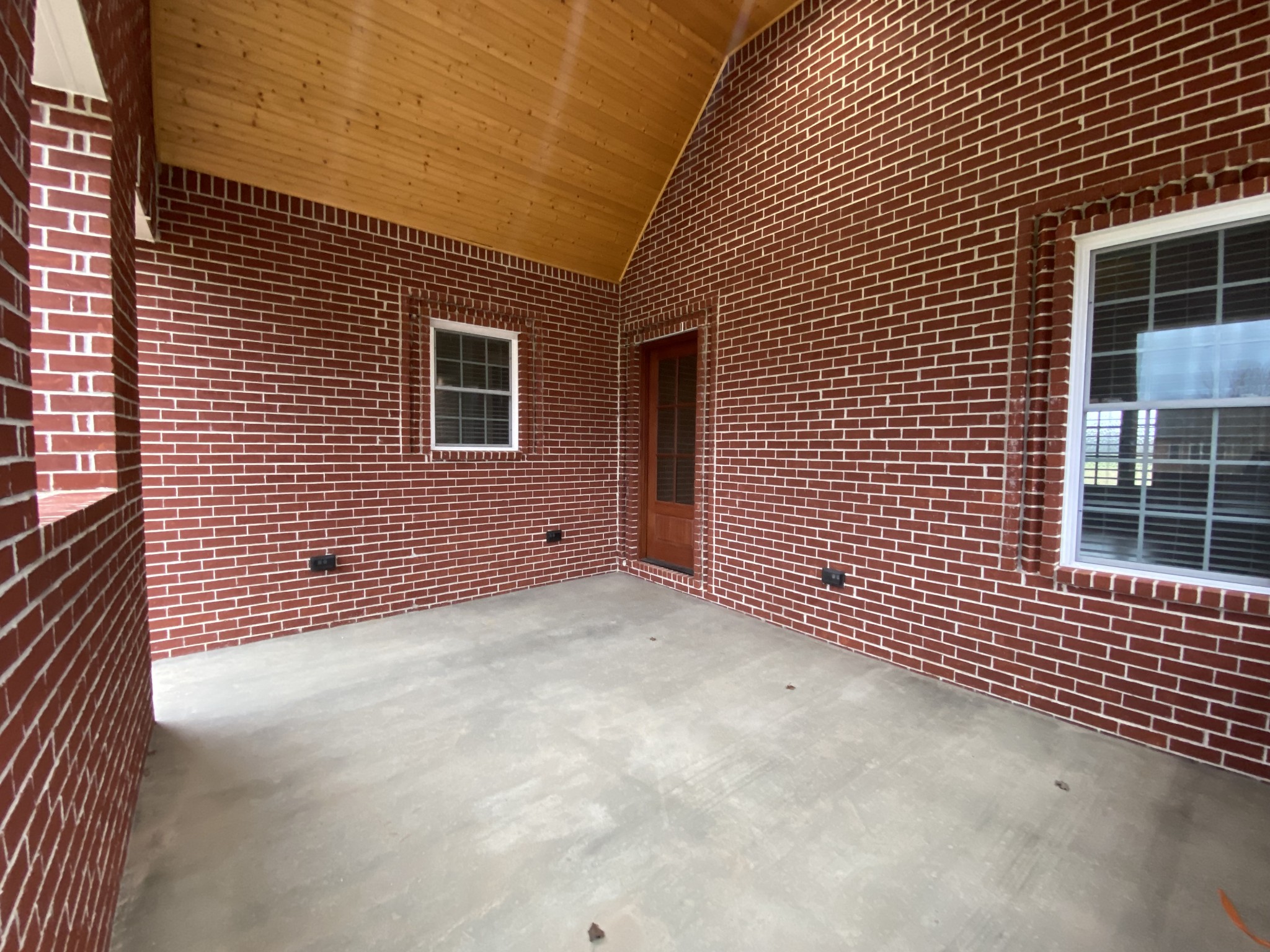 1106 Bible Crossing Road Winchester, TN 37398 - Photo 4 of 24 Gallery Image 4