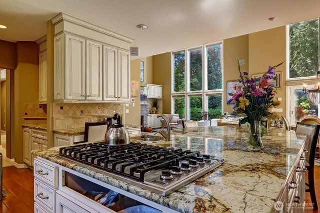 $3,380,000 | 6413 163rd Place Southeast, Bellevue, WA 98006