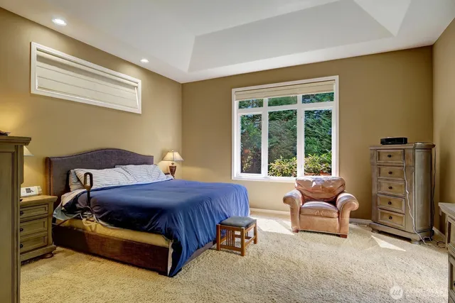 $3,380,000 | 6413 163rd Place Southeast, Bellevue, WA 98006