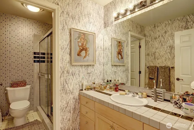 $3,380,000 | 6413 163rd Place Southeast, Bellevue, WA 98006