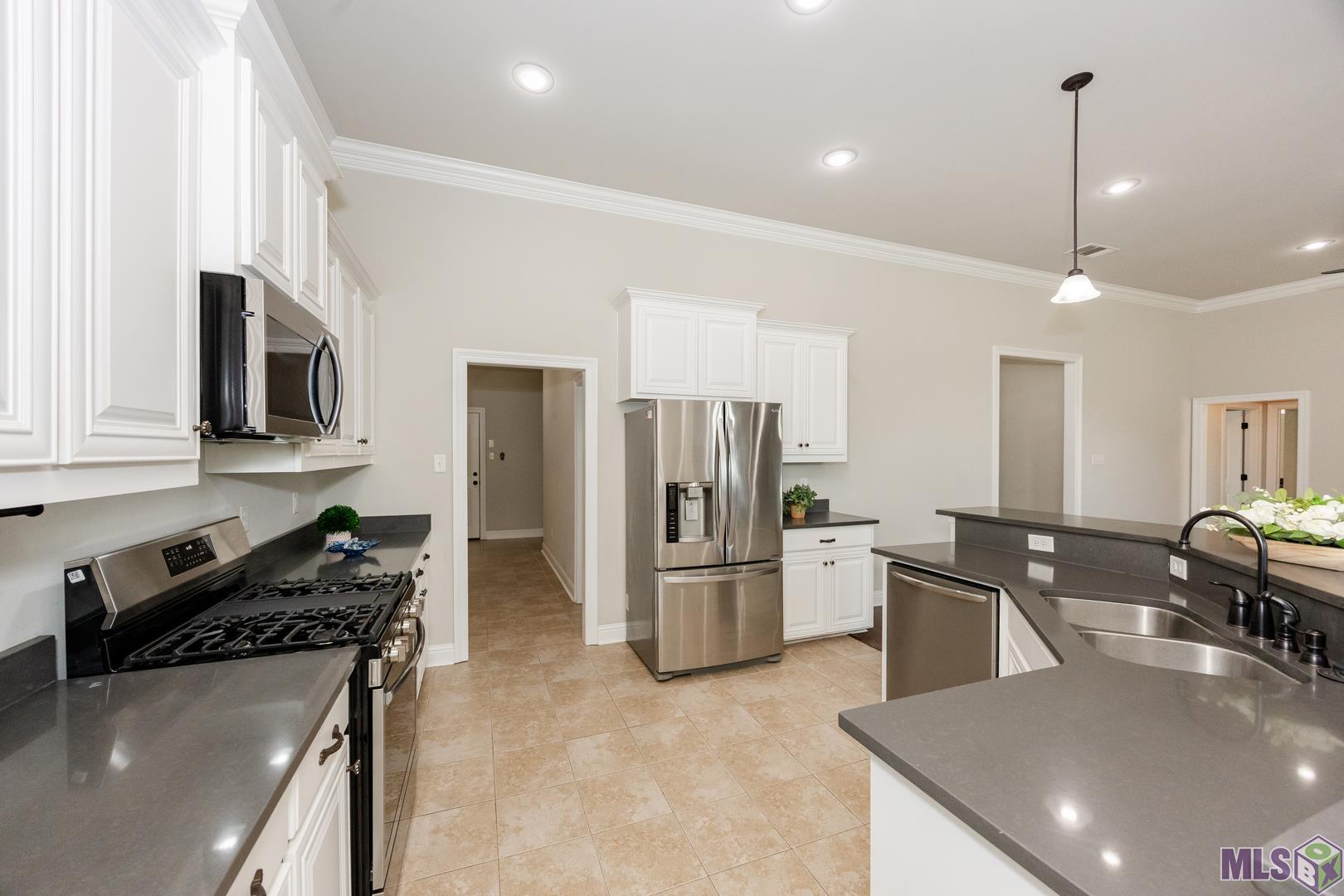 4435 Union Drive Addis, LA 70710 - Photo 10 of 31