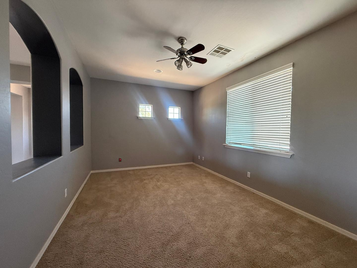 4184 South Roger Way Chandler, AZ 85249 - Photo 18 of 23 Photo #19