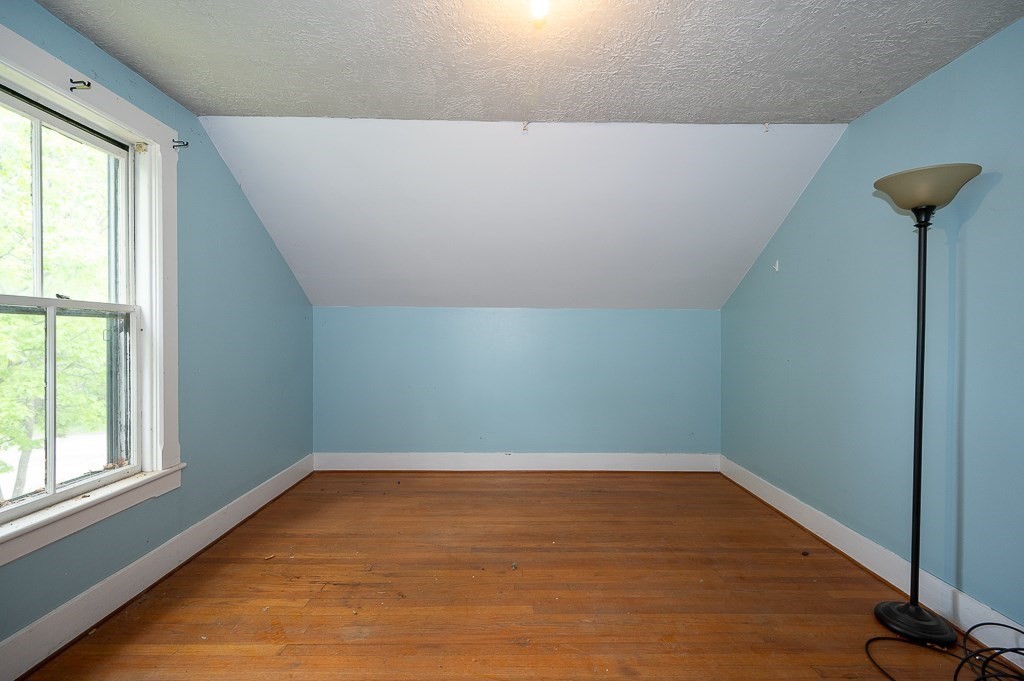 22 Comins Road Oxford, MA 01537 - Photo 25 of 42