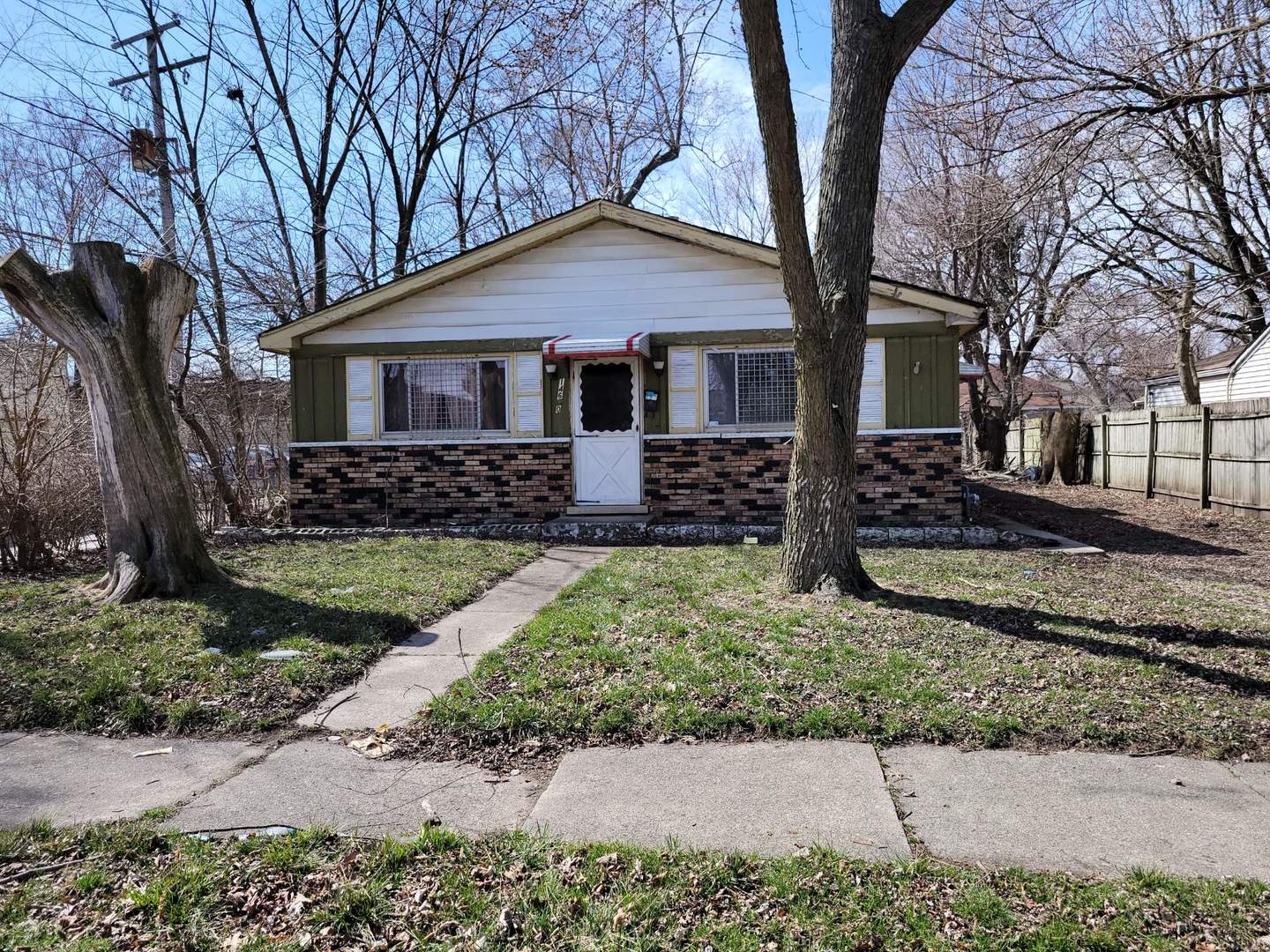 14640 Spaulding Avenue Midlothian, IL 60445 - Photo 1 of 3