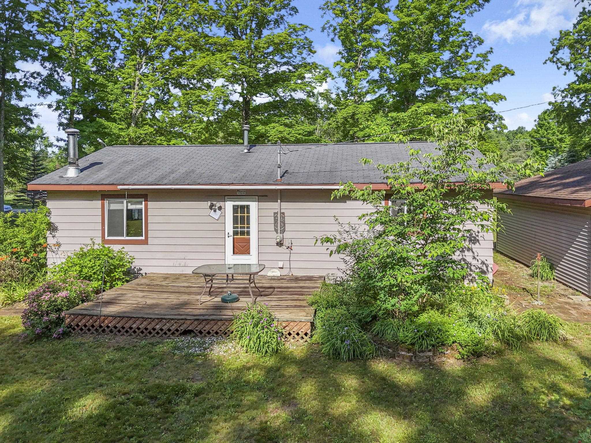 5135 Kast Road Benzonia, MI 49616 - Photo 42 of 45 1947767-a6475112-b307-4ddb-abb1-f2c17dc97dbe.JPG