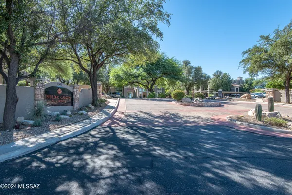 $1,800 | 1500 East Pusch Wilderness Drive, Unit 13105, Tucson, AZ 85737