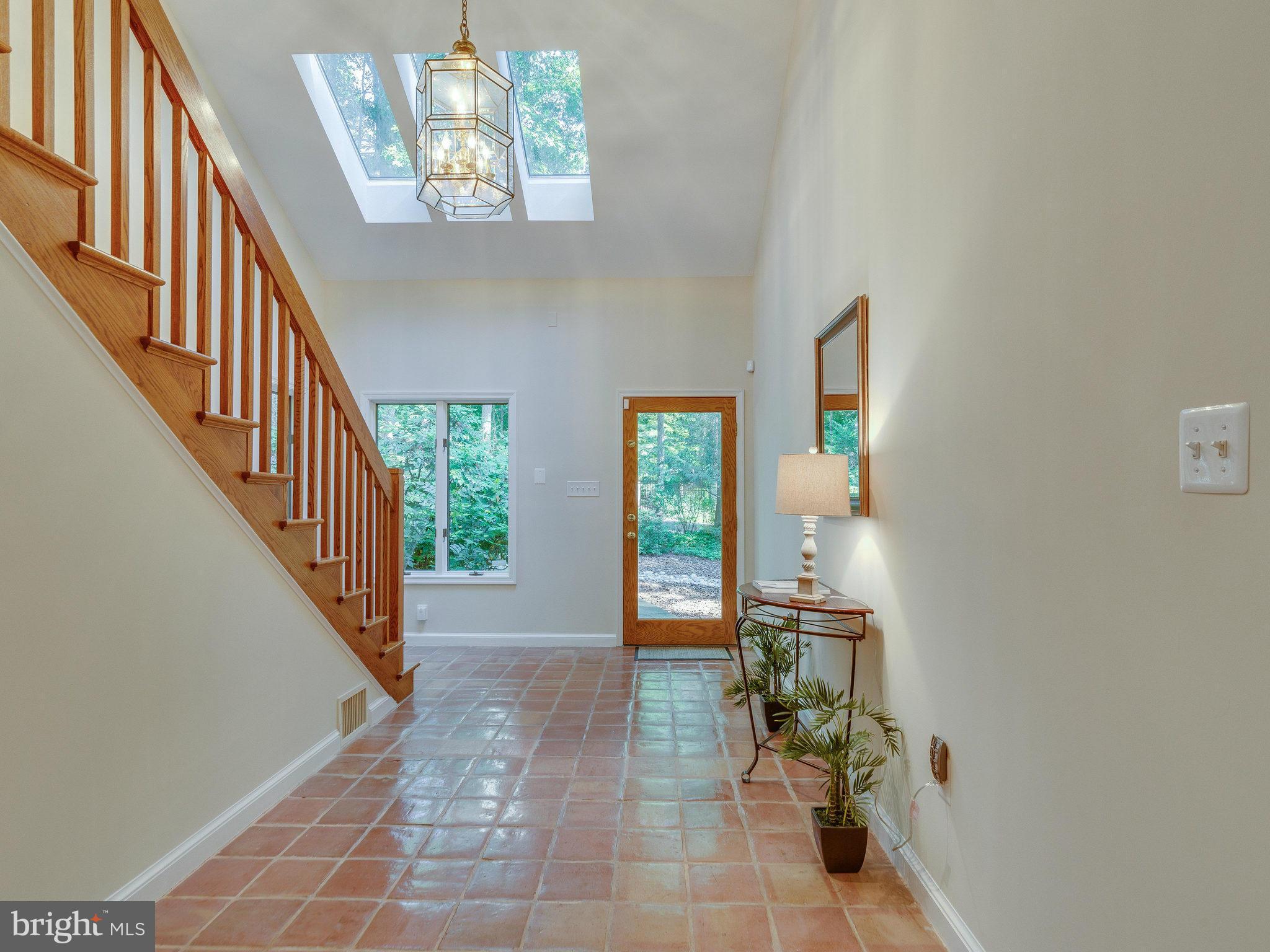 10901 Lawyers Road Reston, VA 20191 - Photo 3 of 30 Interior (General)