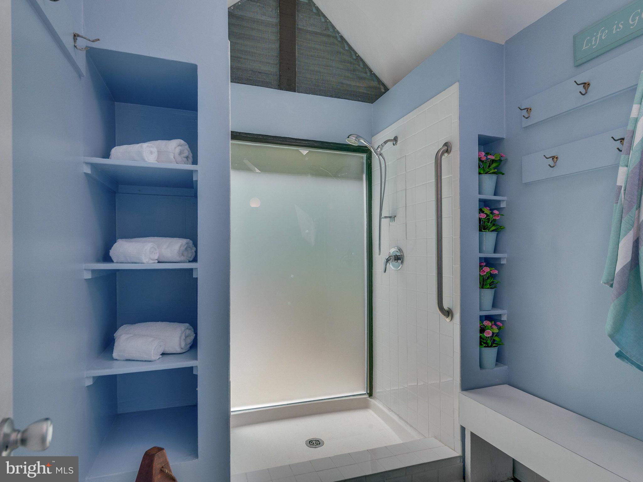 10901 Lawyers Road Reston, VA 20191 - Photo 30 of 30 Pool House